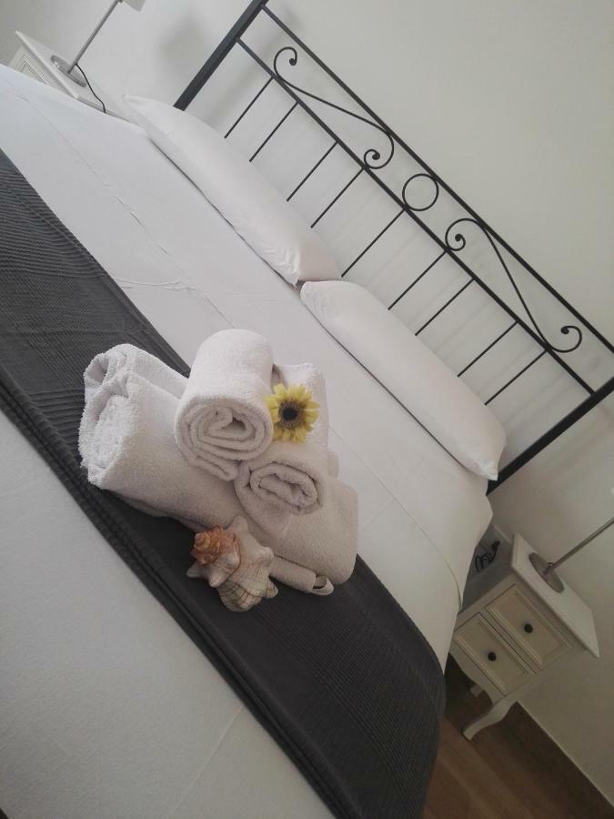 ホテル Casa Da Ilaria ソットマリーナ エクステリア 写真
